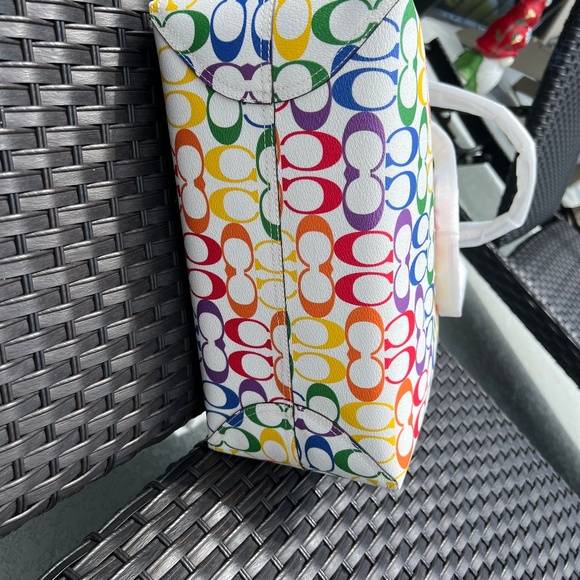 Coach City Tote In 🌈Rainbow Signature Canvas - Picture 4 of 10